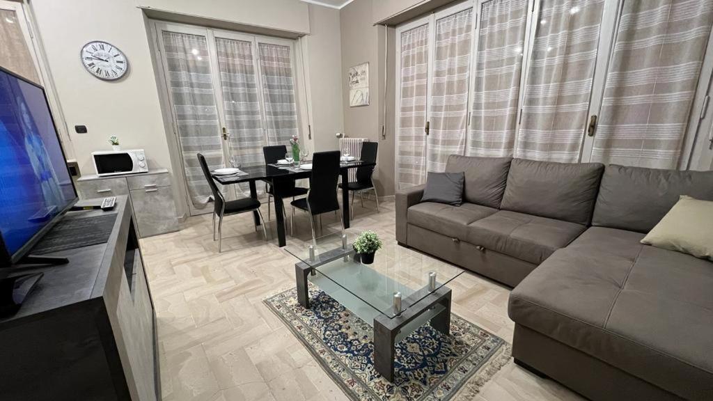 アスティCasa Di Paola 2アパートメント エクステリア 写真